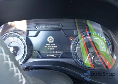 2022 Ram 1500 Limited 4X2 5'7 Box из США, поврежденный, VIN 1C6RREHT6NN232046